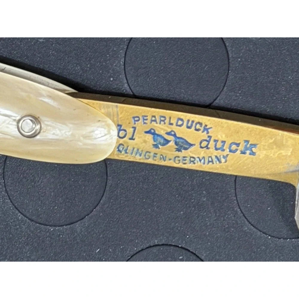 Dubi Duck Round Point Straight Razor Vintage Goldedge 5/8 In Original Box Mint